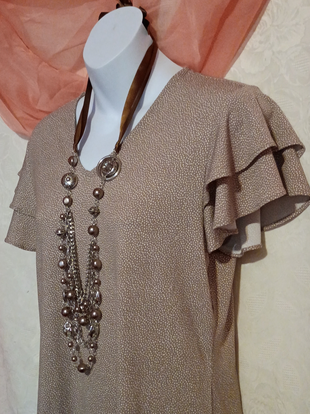Adrianna Papell Ladies Beige Taupe Ruffle Sleeve V-Neck Blouse Sz Sm - Picture 2 of 7